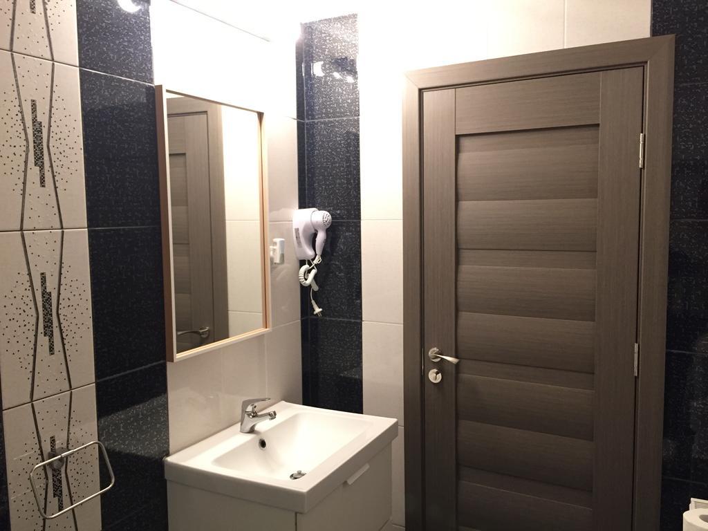 Hotel Mic Bucarest Chambre photo