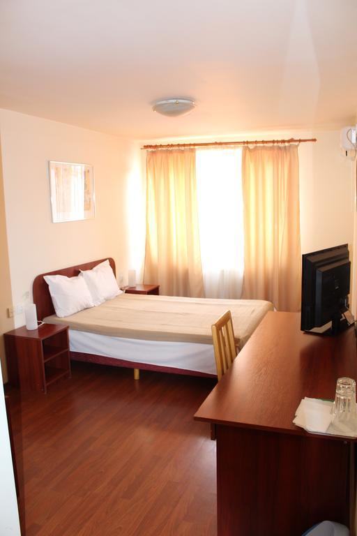 Hotel Mic Bucarest Extérieur photo