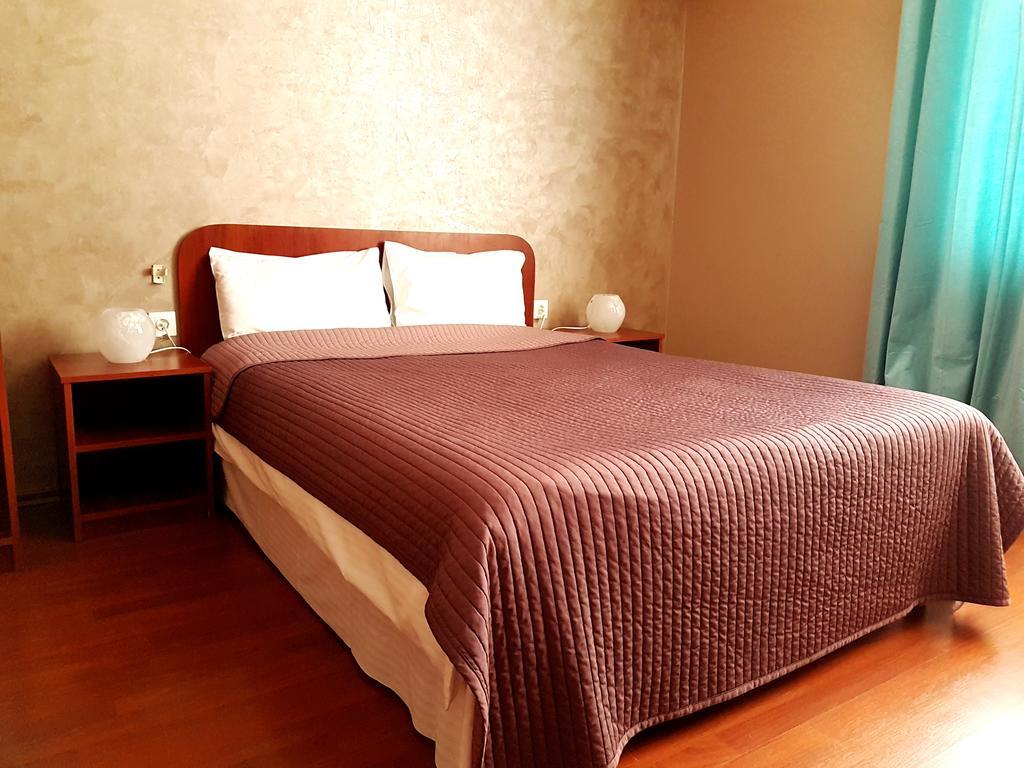 Hotel Mic Bucarest Extérieur photo