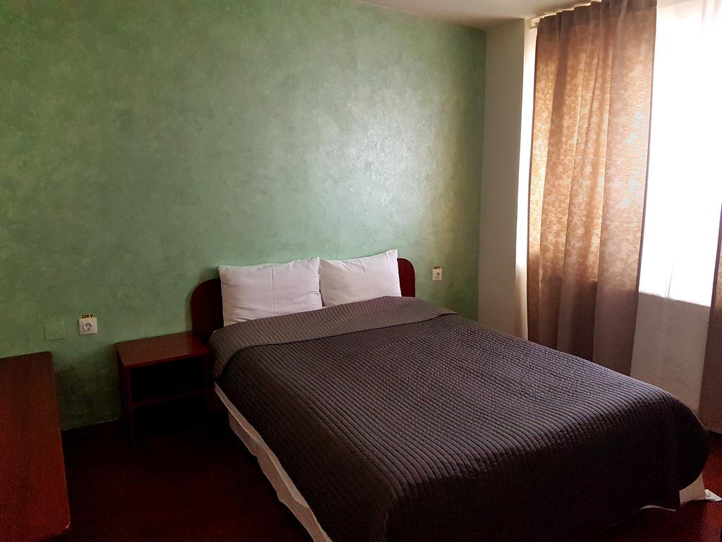 Hotel Mic Bucarest Extérieur photo