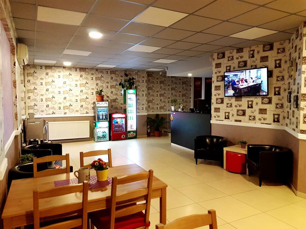 Hotel Mic Bucarest Extérieur photo