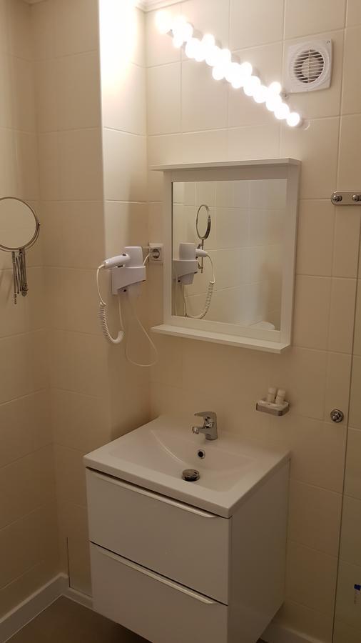 Hotel Mic Bucarest Extérieur photo